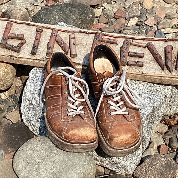 🀄️ Vintage Dr. Martens  Peanut Leather  9764 Oxfords UniSex EUC - Picture 3 of 16